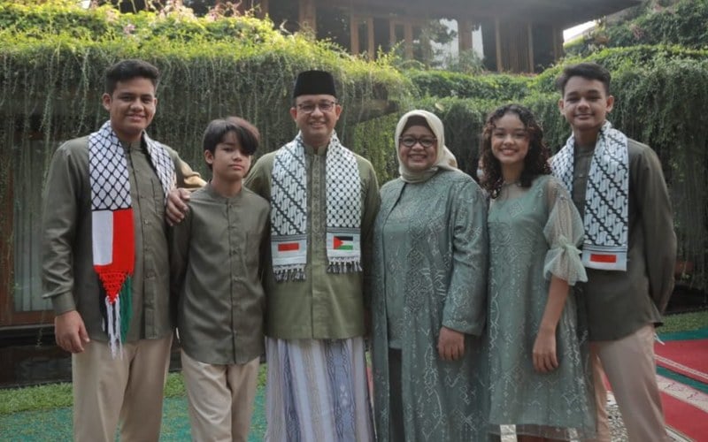  Kenakan Serban Berbendera RI dan Palestina, Anies: Kita Bersimpati