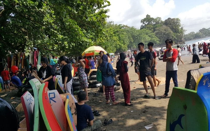 Ridwan Kamil: Akses Obyek Wisata Pangandaran Ditutup!