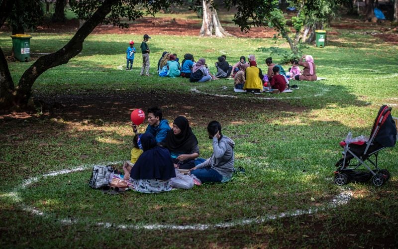  Wisata Ragunan Ditutup, Begini Cara Pengunjung Mengobati Kecewa