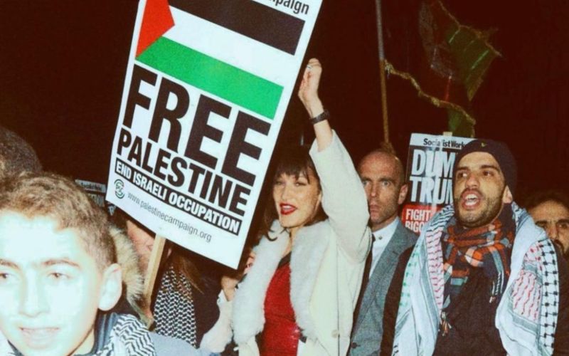  Bella Hadid Ikut Aksi Dukung Palestina di New York, Warganet: Respect!