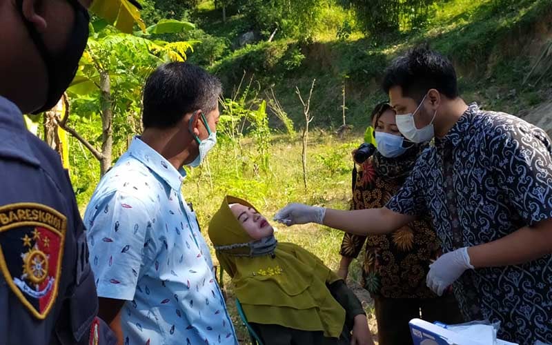  Lombok Barat Lakukan Tes Acak Antigen di Pos Penyekatan