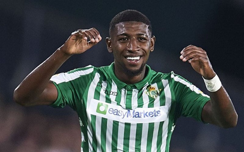  Bek Timnas Brasil Emerson Royal Tinggalkan Real Betis ke Barcelona