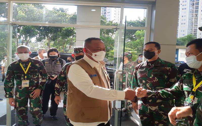  Perdana, Ketua Satgas Covid-19 Ganip Warsito Tinjau Wisma Atlet