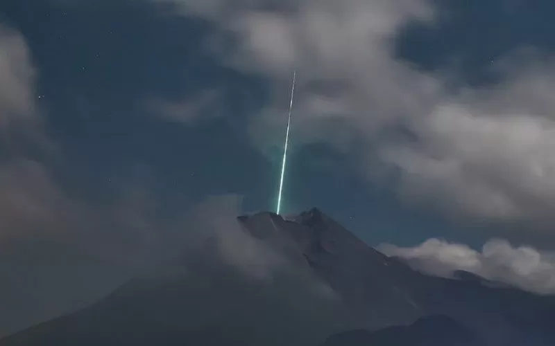  Viral Kilatan Cahaya Jatuh ke Gunung Merapi, Ini Penjelasan dari BPPTKG