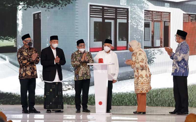  Wakil Presiden Ma’ruf Amin Didampingi Menaker Ida Fauziyah Resmikan BLK di Pondok Pesantren