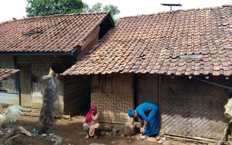  Puluhan Tahun Gelap, Dusun Cisoka akan Dialiri Listrik