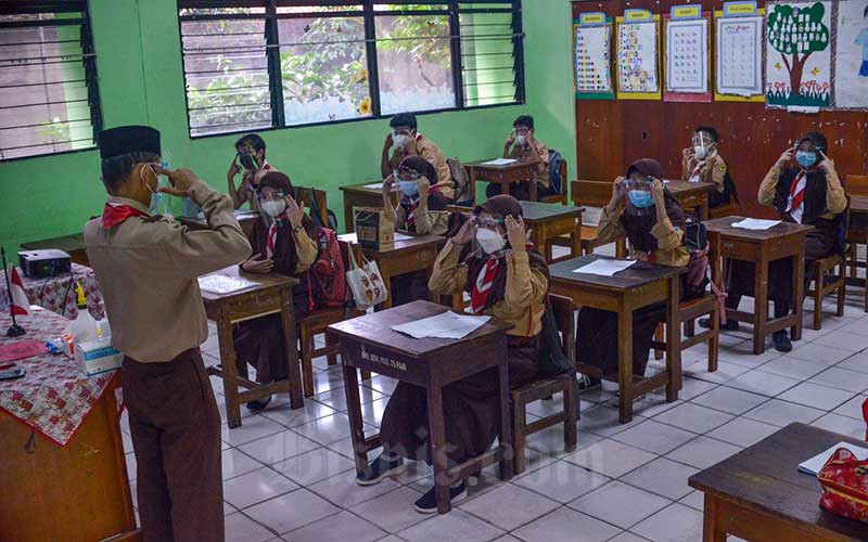  Pemprov DKI Mulai Lakukan Uji Coba Tahap Kedua Sekolah Tatap Muka