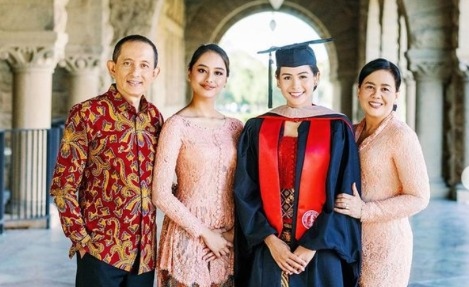  Kantongi Dua Gelar, Maudy Ayunda Lulus S2 dari Stanford University