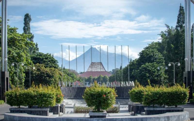  UGM Berhasil Pertahankan Posisi Kampus Terbaik di Indonesia