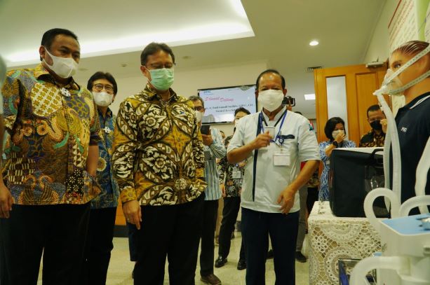  Pemerintah Bakal Tingkatkan Penggunaan Alat Kesehatan Produksi Domestik