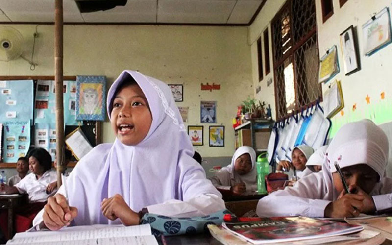  Jasa Pendidikan Terkena PPN, Ekonom Sebut Tak Pantas