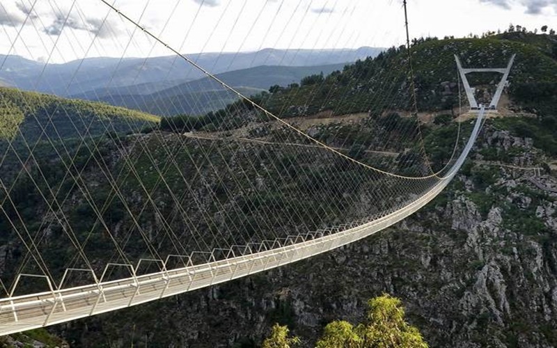  Ini Dia Jembatan Gantung Terpanjang di Dunia, Ada di Portugal