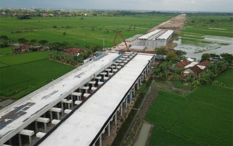  Proyek Tol Semarang-Demak Seksi 2 Rampung Medio Tahun Depan