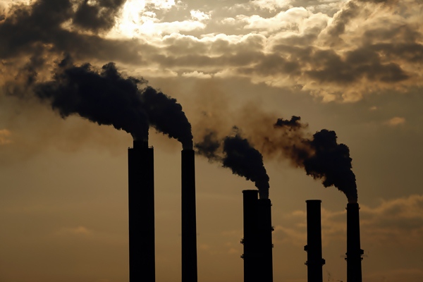  Menteri KLHK Beberkan Kesulitan RI Capai Emisi Nol Karbon pada 2050