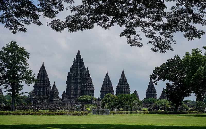  Candi Prambanan Tutup, Malioboro Sweeping Wisatawan dari Zona Merah