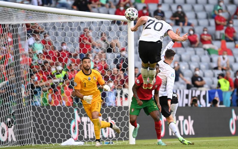  Usai Jerman vs Portugal, Gosens Mengaku Tak Lagi Minta Jersey Ronaldo