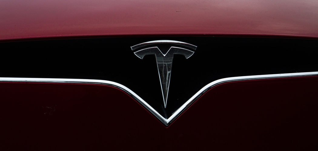  Kala Aksi Jual Saham Tesla Bermunculan