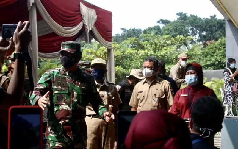  Target Sehari Sejuta Orang, Panglima TNI Rutin Tinjau Sentra Vaksinasi