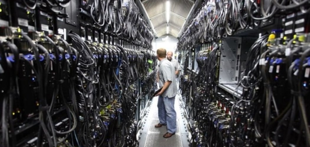  Tantangan Bisnis Data Center Mengintai Indonesia