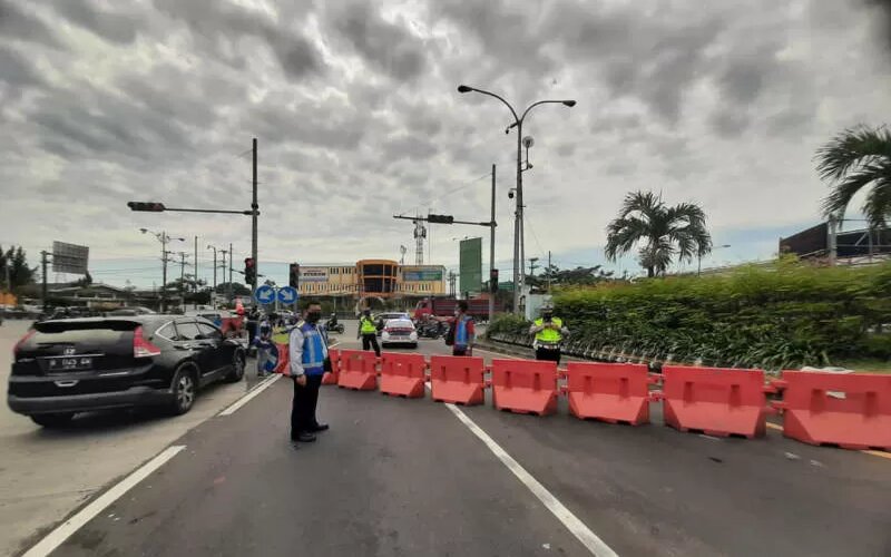  Lima Titik Akses Tol Semarang Disekat