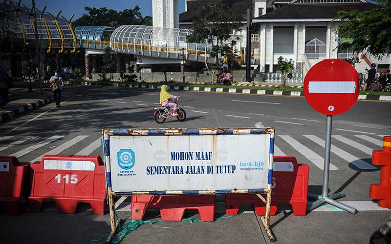  Pemkab Bandung Tutup Sejumlah Ruas Jalan Utama Selama Penerapan PPKM Darurat