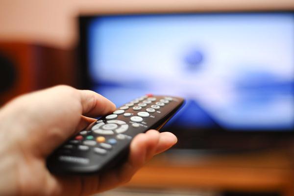 Ilustrasi nonton TV/bussinessinsider