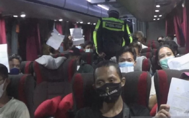  Dampak PPKM Darurat Belum Terasa di Bali, Pelabuhan Ketapang dan Gilimanuk Diperketat