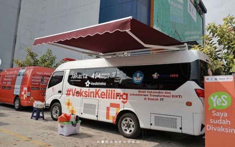  Hino Dutro dan Toyota HiAce Jadi Mobil Vaksin Covid-19 Keliling