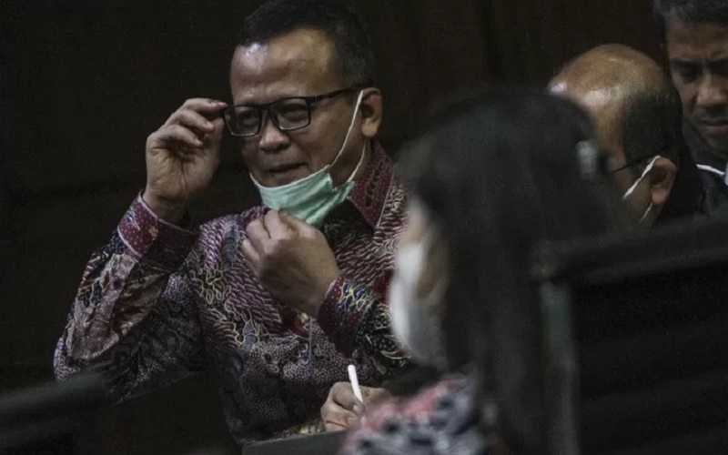  Bacakan Pledoi, Edhy Prabowo Minta Maaf ke Jokowi & Prabowo