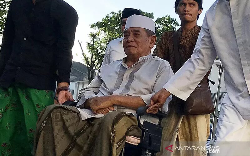  Mengenang KH Zainuddin Djazuli, Pembaharu dari Ploso