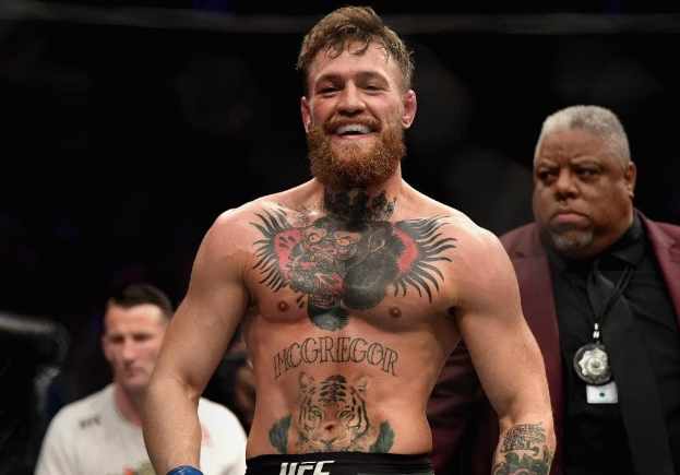  Hasil UFC 264: Patah Kaki, Conor McGregor Kalah dari Dustin Poirier