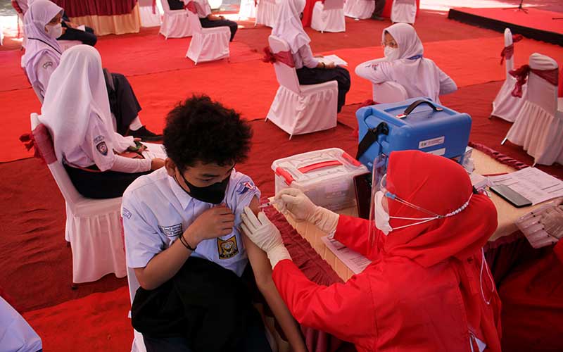  Percepat Vaksinasi Covid-19, Pelajar Mulai Mendapatkan Vaksinasi Covid-19