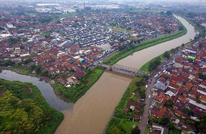  Pencemaran di Sungai Cilamaya dan Cileungsi, DLH Jabar Turun Tangan