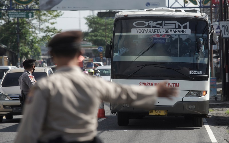  Libur Iduladha, Berikut 9 Titik Penyekatan di Tol Jakarta—Cikampek