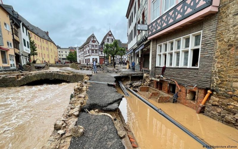 Situasi bencana banjir di Jerman yang menewaskan ratusan warga/DW.com