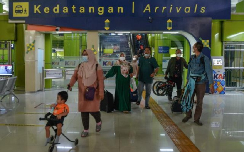  Jelajah Kereta Api: Cerita Singkat Stasiun Gambir, Tempat Tim Bisnis Indonesia Memulai Jelajah