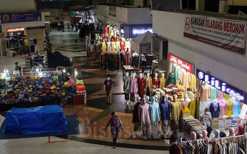  Pasar Tanah Abang Kembali Dibuka, Pengunjung Wajib Tujukan Sertifikasi Vaksin Saat Masuk Pasar