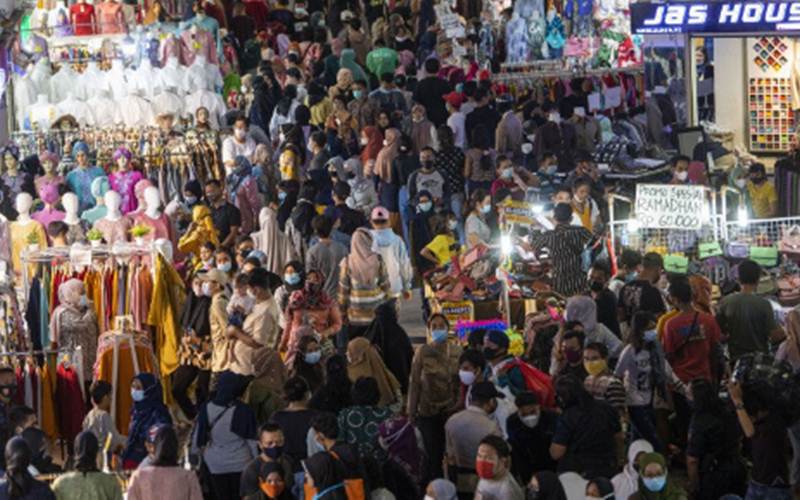  Berjibaku Mengatasi Pandemi Covid-19, di Antara Hoaks dan Kepatuhan