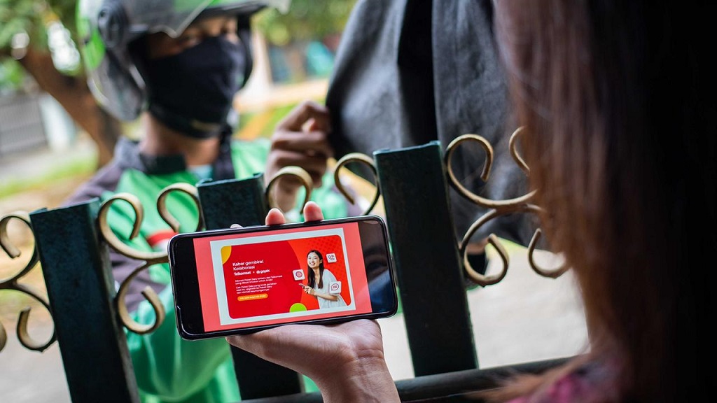  Sinergi Telkomsel dan Gojek Terus Perkuat Produktivitas Mitra UMKM Hadapi Pandemi