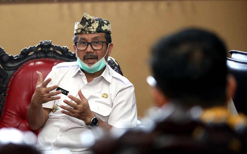  Bupati Cirebon Pastikan Pelaksanaan PPKM Sesuai Instruksi Mendagri