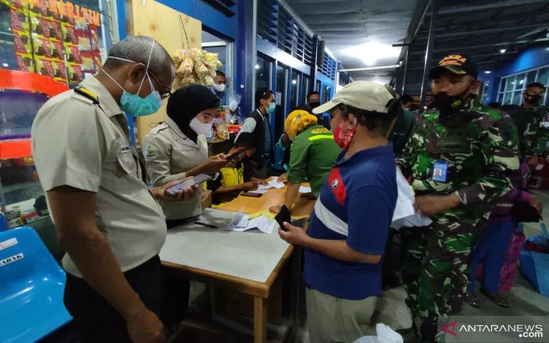  31 Penumpang Kapal Pelni Dobonsolo Gunakan Dokumen Palsu