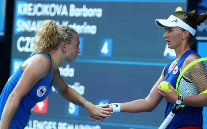  Krejcikova/Siniakova Rebut Medali Emas Ganda  Putri Tenis Olimpiade Tokyo
