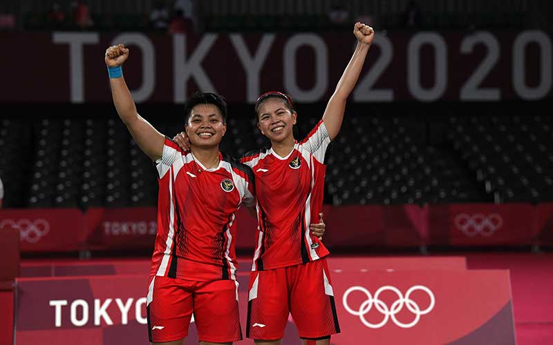  Foto-foto Penuh Haru dan Tawa Greysia/Apriyani Usai Rebut Emas Olimpiade Tokyo 2020