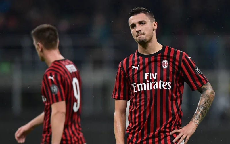  Kalah dari Valencia, Tingkah Krunic dari Milan Jadi Sorotan