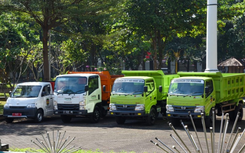  Bantu Penanganan Sampah di Purwakarta, SPV Sumbang Dump Truk 