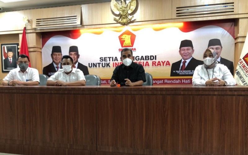  Sekjen Gerindra Minta Seluruh Kader di Jabar Turun ke Lapangan Bantu Penanganan Pandemi