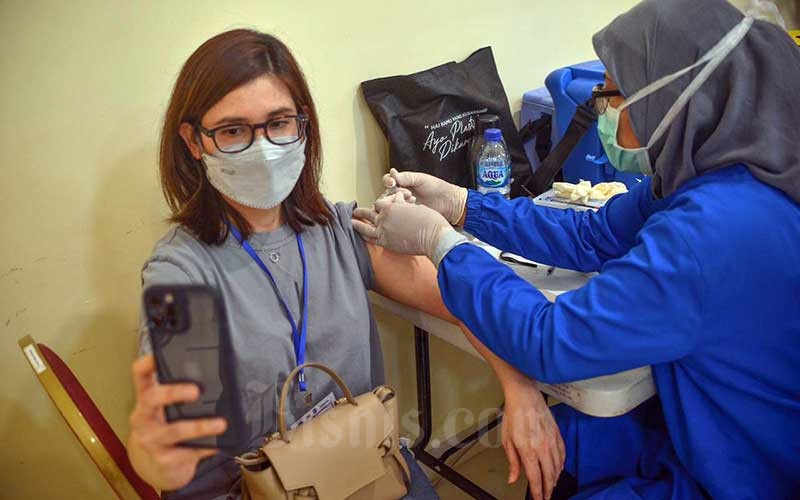  Kabar Baik, Lebih dari 50 Juta Penduduk RI Telah Disuntik Vaksin Dosis Pertama