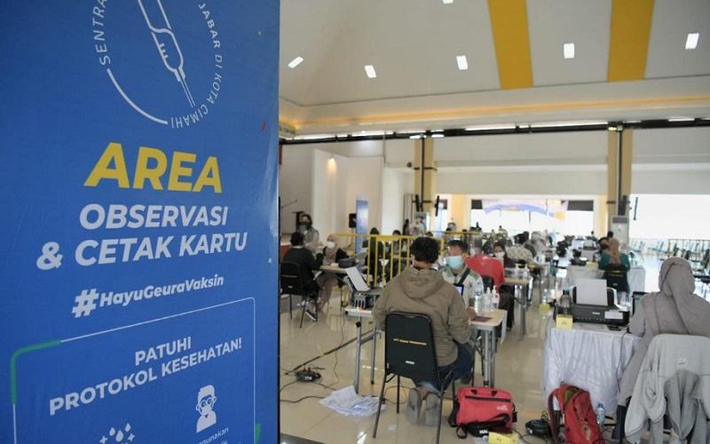  Warga Jabar yang Mendapat Vaksin Dosis Kedua Baru 8,59 Persen