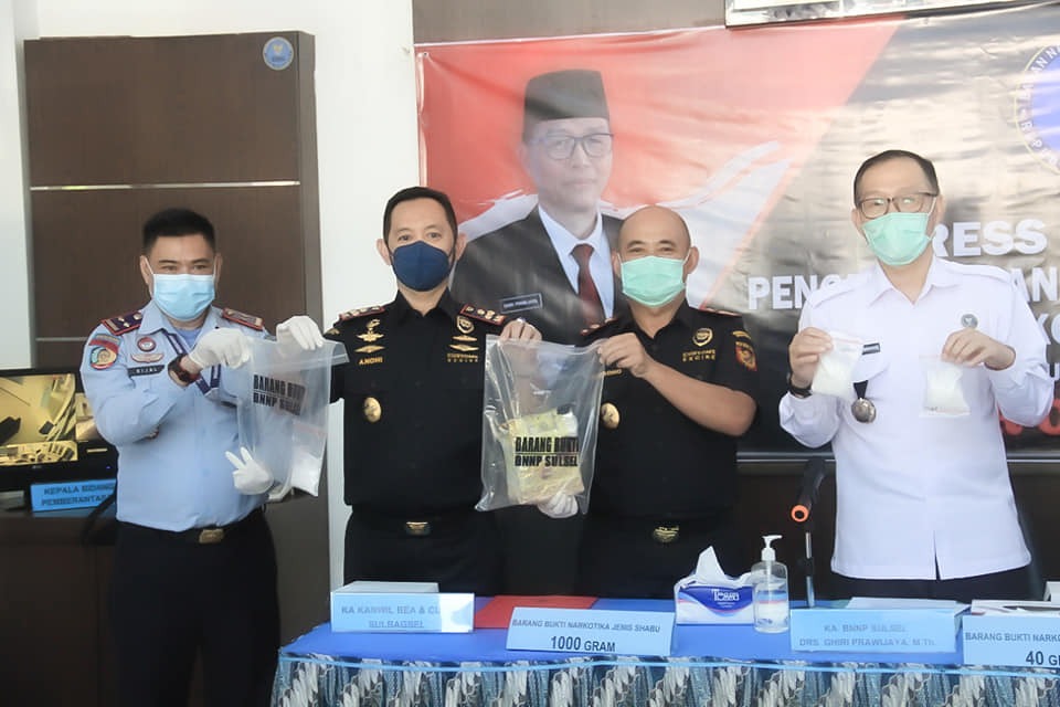  Bea Cukai Makassar dan BNN Provinsi Sulawesi Selatan Gagalkan Peredaran Narkotika