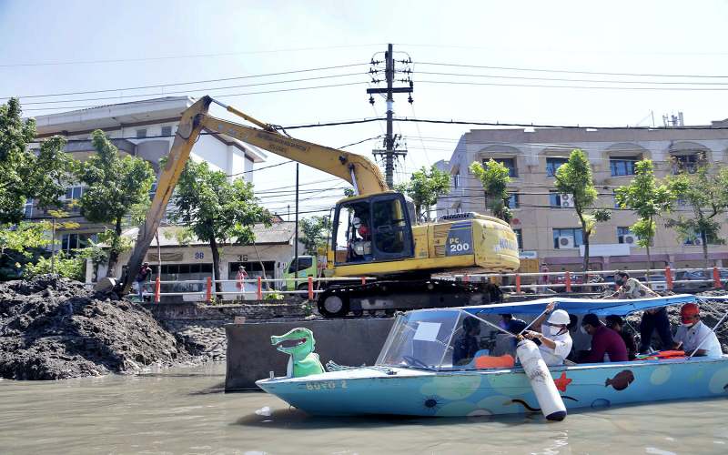  Normalisasi Sungai Kalimas Surabaya Sudah Capai 10.000 m3